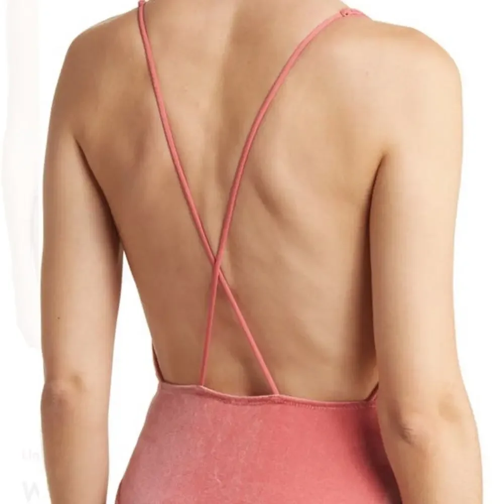 Wishlist Velour Bikini Bodysuit in Rose Size L - Picture 3 of 5